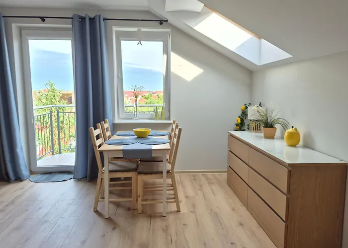 Pod Platanami Колобжег